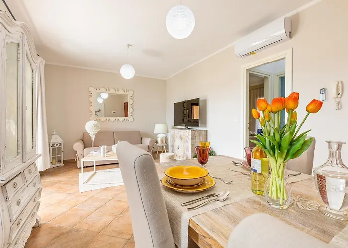 Nyaraló Shanti House